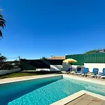 Abby - Private Pool - 11 Guests - *