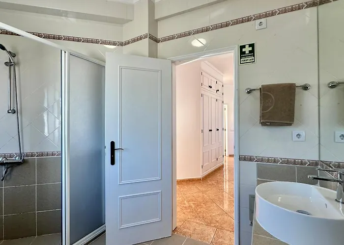 Abby - Private Pool - 11 Guests - Albufeira Villa